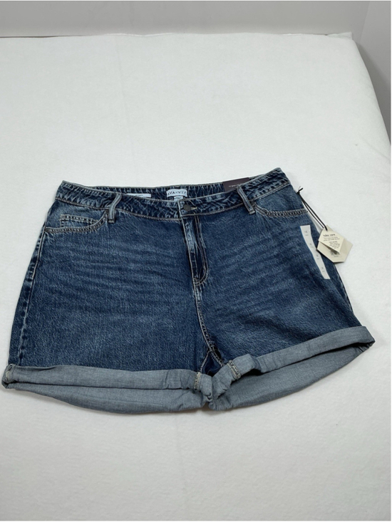 Ava & Viv Pants - Womans NWT Ava & Viv Relaxed Fit Blue Jean Shorts Size 18